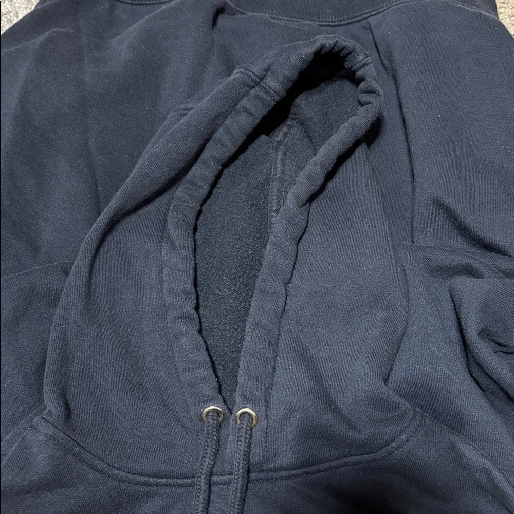 Carhartt men’s navy blue sweatshirt - Picture 5 of 10